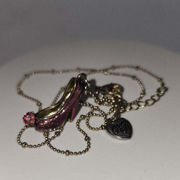 Elegant‎ Purple Shoe Pendant Necklace Betsey Johnson - Picture 2 of 6